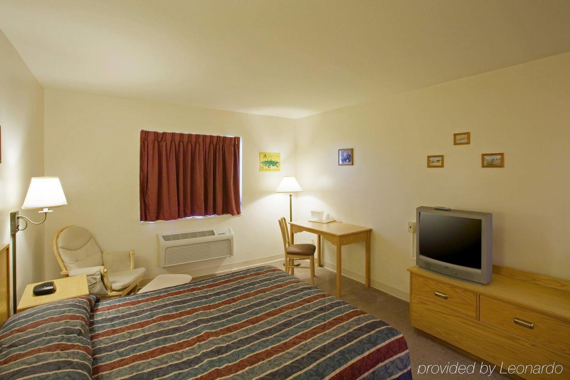 Simple Rewards Inn Shelbina Habitación foto